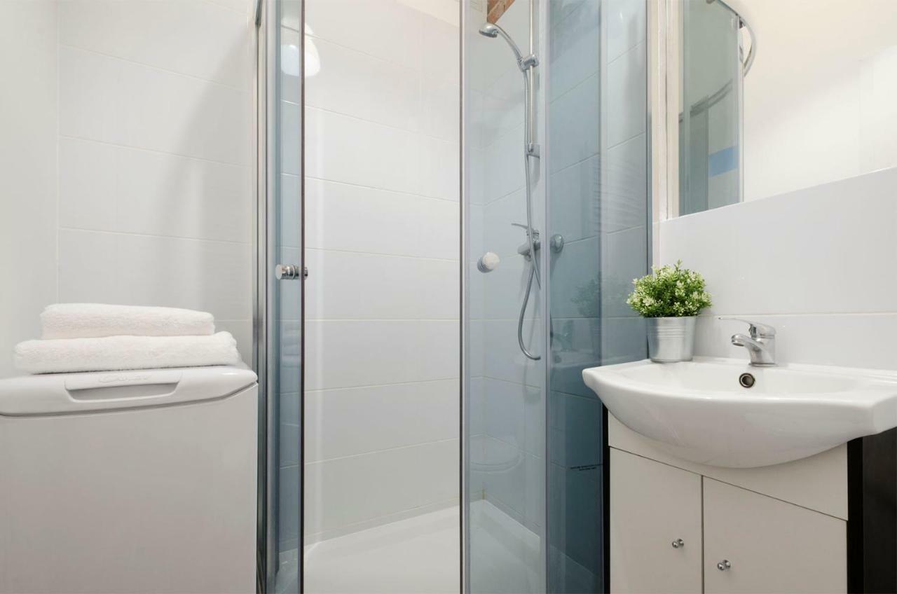 Apartstate Rooms On Wschodnia, 36 Lodz  Ngoại thất bức ảnh